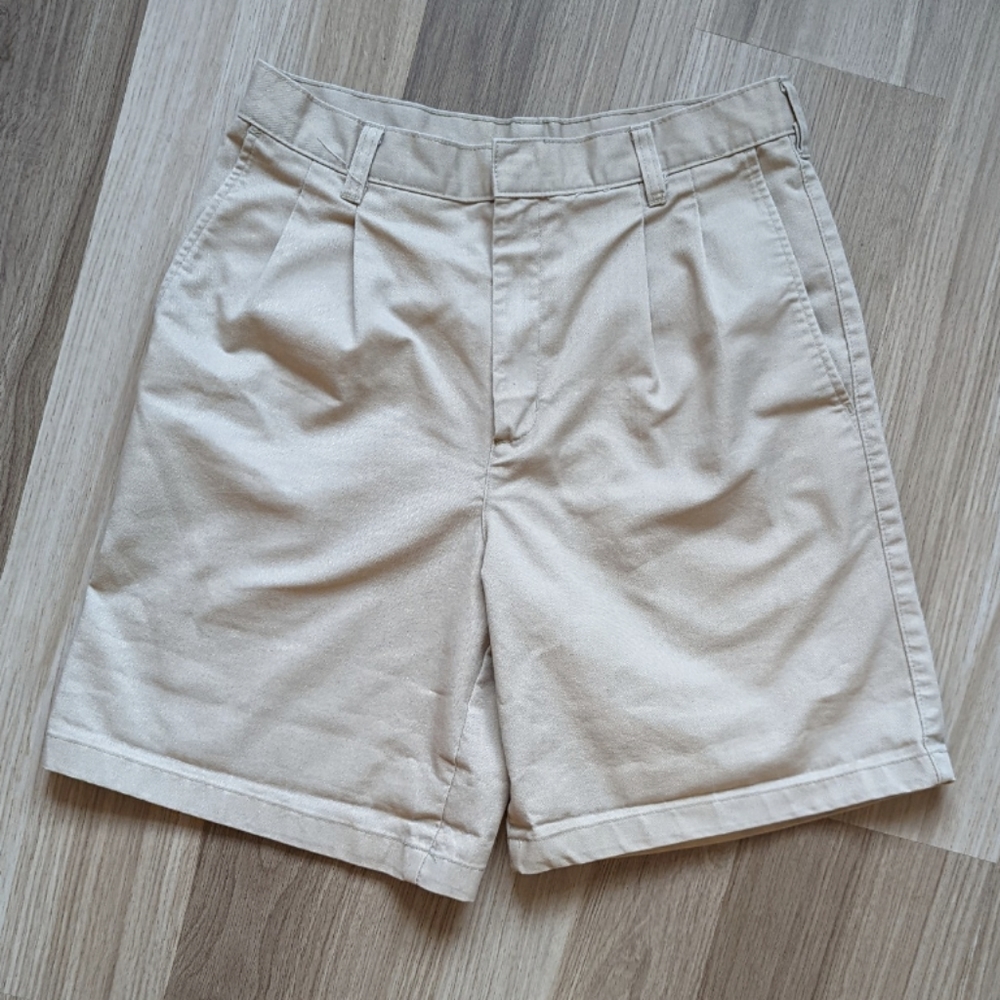 Vintage tapered high waisted shorts